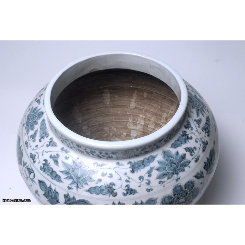 Chinese Antique Qi Ling Big Jar