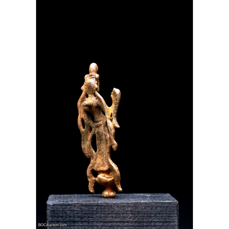 A bronze figure of Avalokiteshvara, Tang dynasty | 唐 銅觀音立像