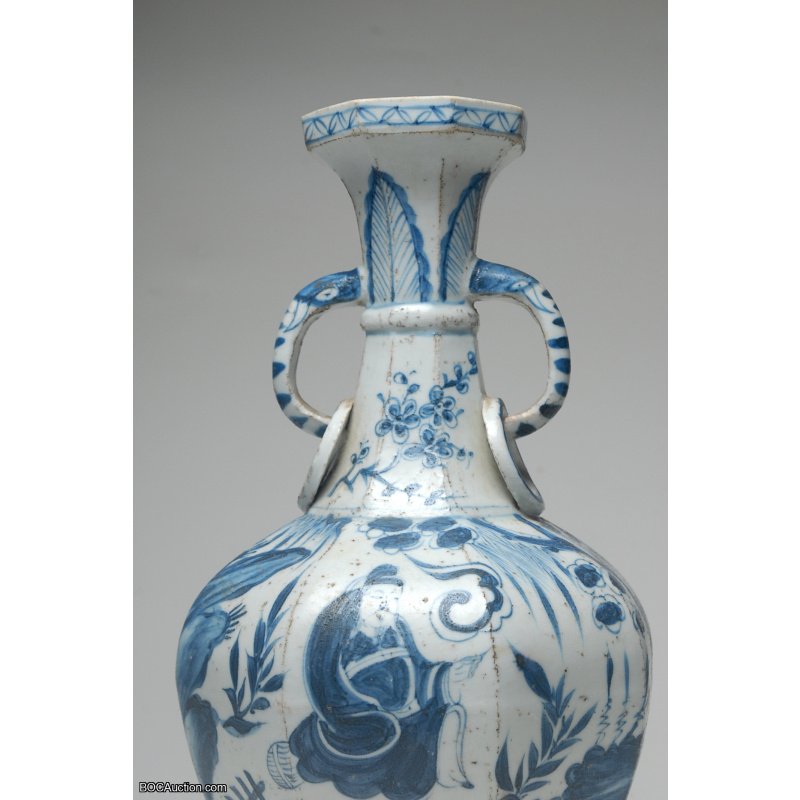 Chinese Antique Blue and White Porcelain Flower Vase